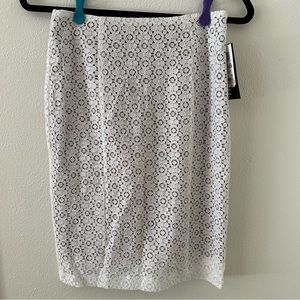 Fashion Star (Only at Macy’s) White Lace Pencil Skirt - Size 4